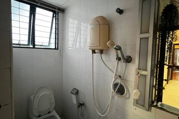 Desa ParkCity (Nadia Parkfront Condominium)