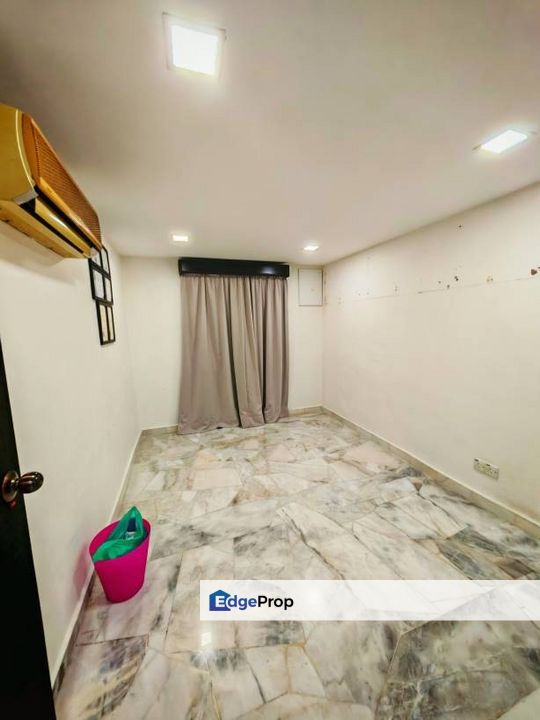 Taman Bukit Maluri 2 Storey House For Sale , Bigger car poach, Kuala Lumpur, Kepong