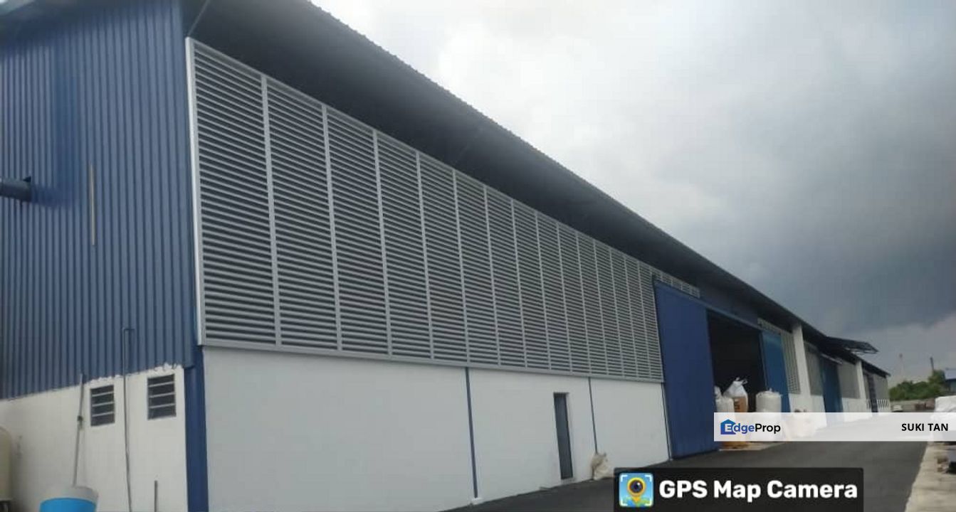 Jalan Klang Banting , Jenjarom 4 acres land with 2 blocks factory for sale, Selangor, Banting