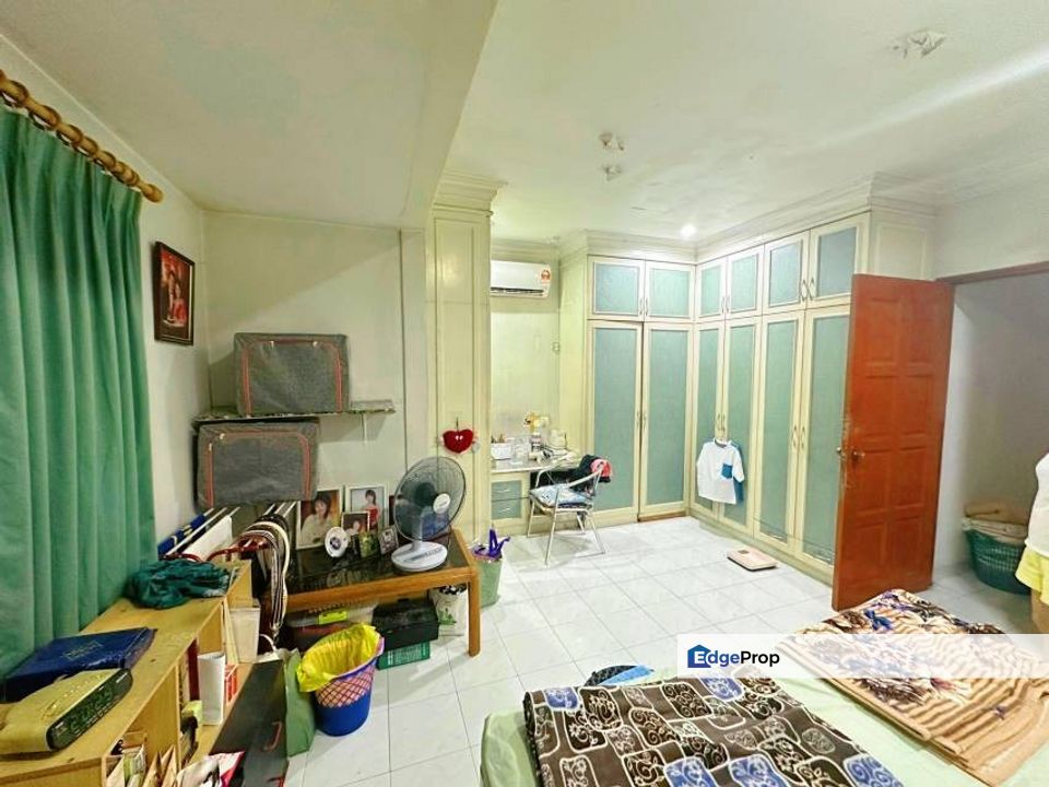 Taman Bukit Maluri 1.5 Storey End Lot House For Sale, Kuala Lumpur, Kepong