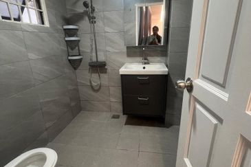 Jalan Sepadu, Taman United