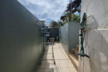 Jalan Sepadu, Taman United