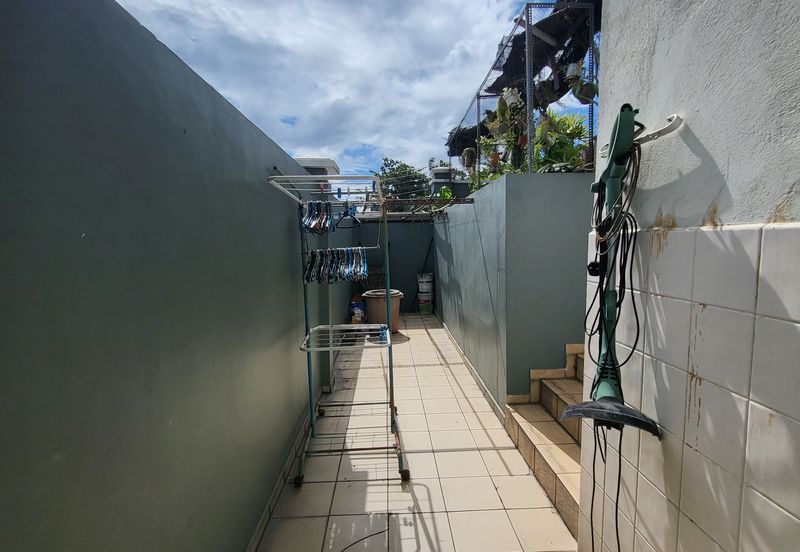 Jalan Sepadu, Taman United