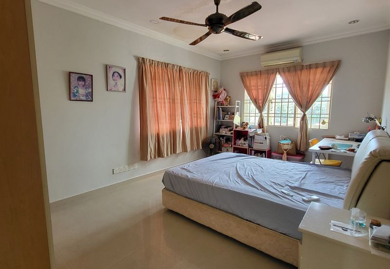 Jalan Sepadu, Taman United