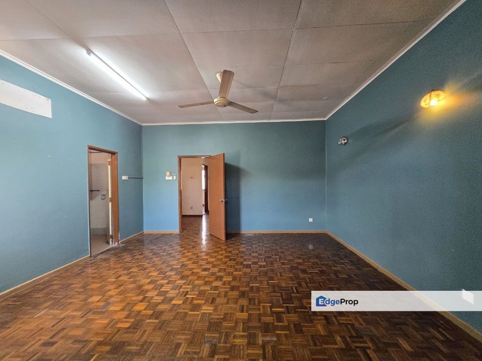 Subang Jaya One  2Storey House For Sale, Selangor, Subang Jaya