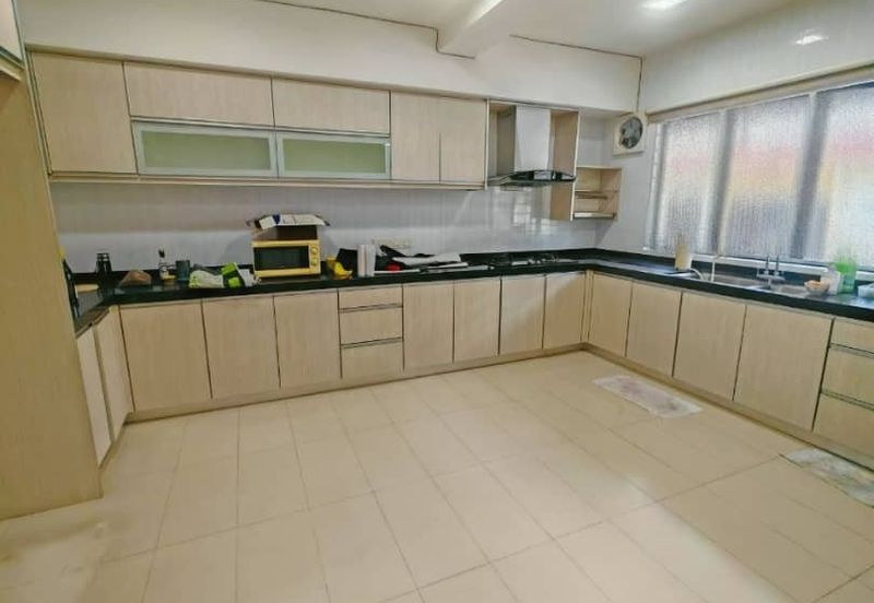 Taman Kepong (Kepong Garden)