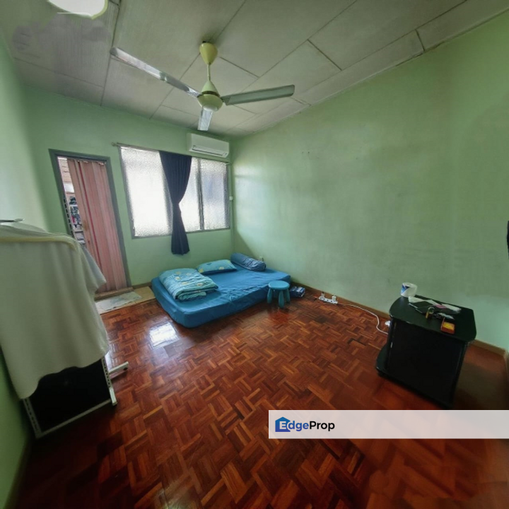 Taman Bukit Maluri Double Storey End Lot  House For Sale, Kuala Lumpur, Kepong