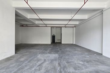 Nue Suites , off jalan ampang shop for sale