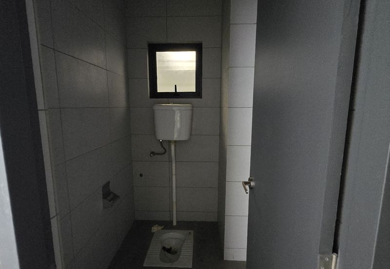 Nue Suites , off jalan ampang shop for sale