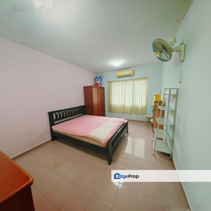 Taman Kepong Double Storey House For Sale , Move in condition, Kuala Lumpur, Kepong