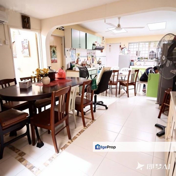 Taman Sri Petaling Double Storey House For Sale , Gauarded, Kuala Lumpur, KL City