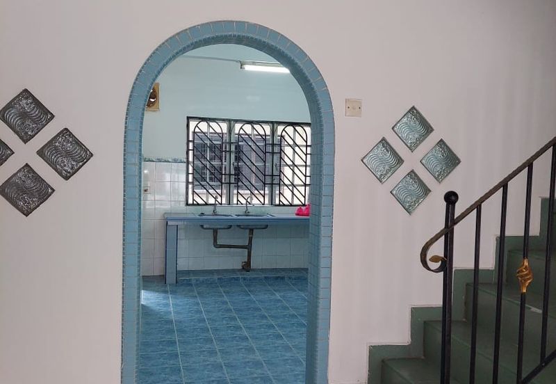 Taman Kinrara Seksyen 2