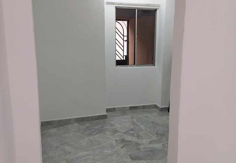 Taman Kinrara Seksyen 2