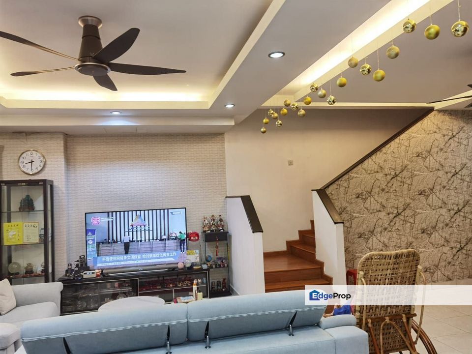 Taman Mutiara Indah Two And Half Storey Semi D House For Sale, Selangor, Puchong