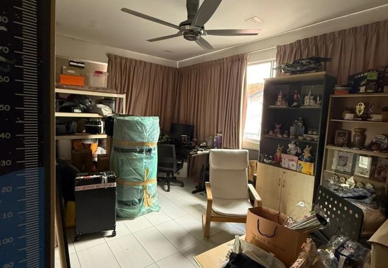 Taman Kepong (Kepong Garden)