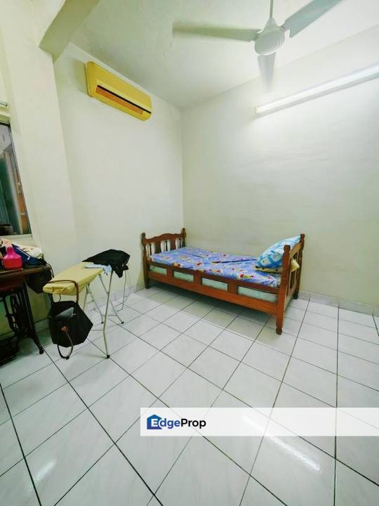 Taman Sri Bintang Double Storey House For Sale , Free Hold, Kuala Lumpur, Segambut