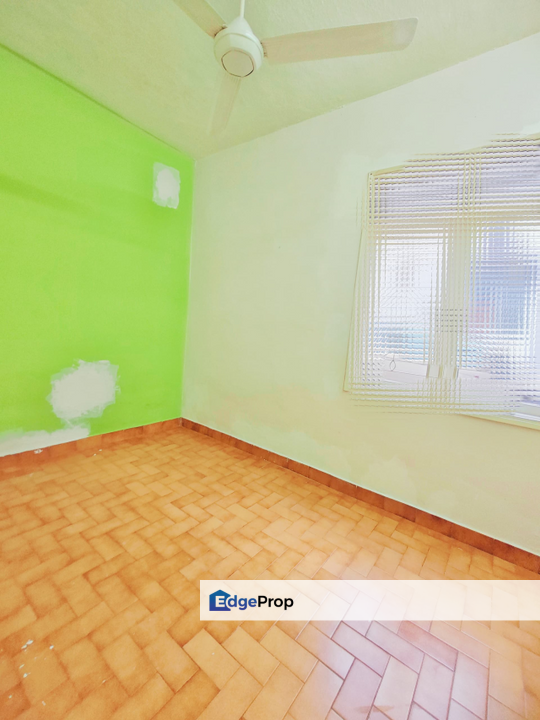 Taman Sinar Suria Two Storey End Lot House ,Free Hold, Kuala Lumpur, Kepong