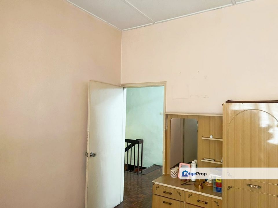 Taman Sinar Suria Two Storey House ,Free Hold, Kuala Lumpur, Kepong