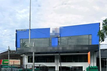 Jinjang selatan 3sty shop Facing Main Road , kepong , Jalan Kuching,