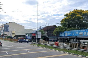 Jinjang selatan 3sty shop Facing Main Road , kepong , Jalan Kuching,