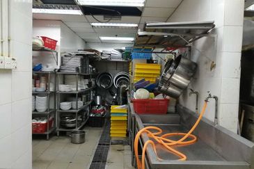 C180 Cheras, Dataran C180, Cheras Selatan,Balakong