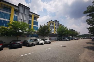 Taman Kepong Industrial Area