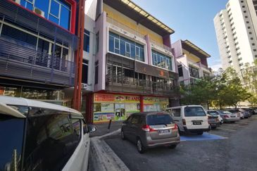 Bukit Jelutong