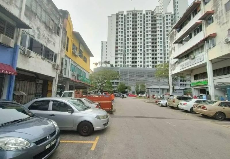 Taman Kepong Industrial Area