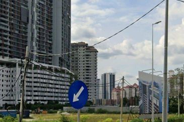Jalan Ayer Jerneh, Kampung Baru Air Panas , setapak