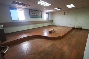 Taman Sri Batu Caves