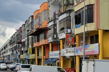 Taman Sri Batu Caves