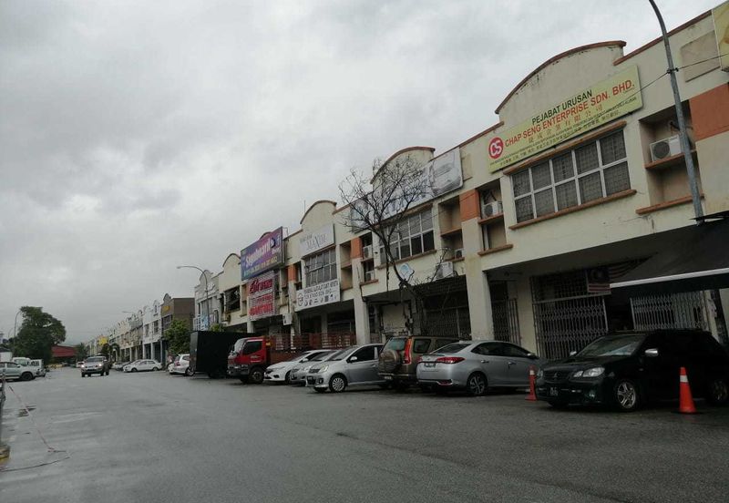 Taman Sri Batu Caves