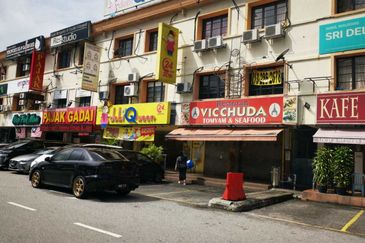 Pusat Dagangan Seri Utama