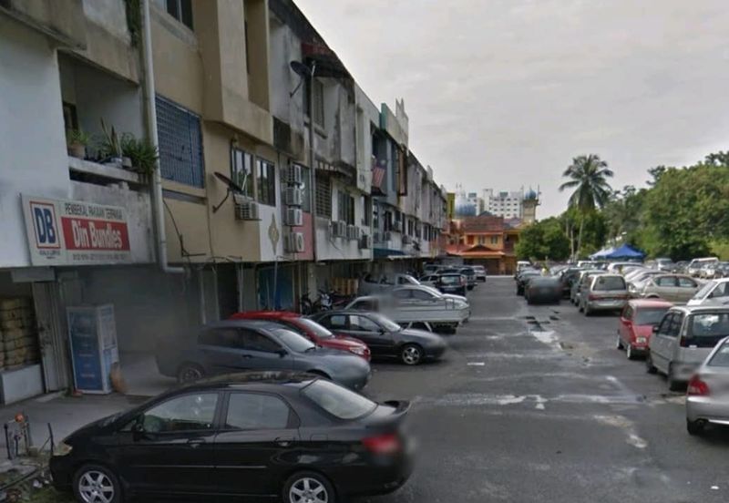 TAMAN BATU , Sri Gombak , Batu Caves 