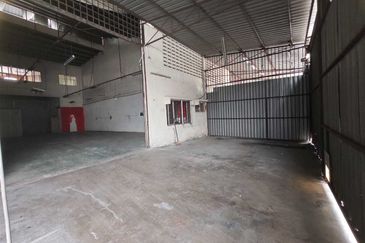 Taman Industrial Sungai Buloh (TSB Commercial Centre)