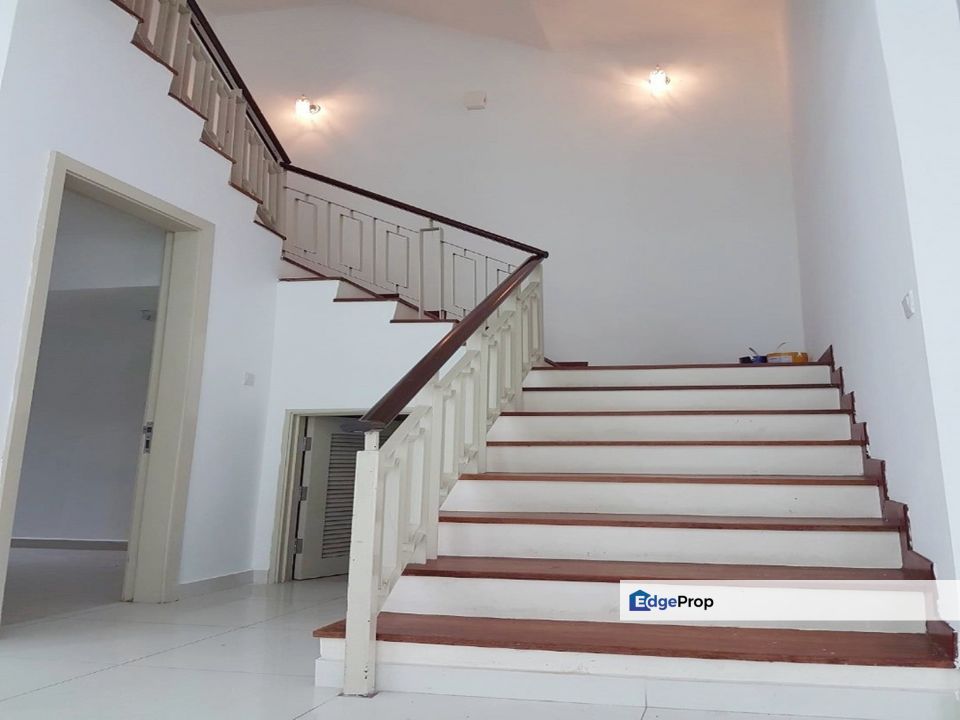 Areca Residence 3 sty Semi D House , Walking distance to mrt ,  bank ,, Selangor, Kepong