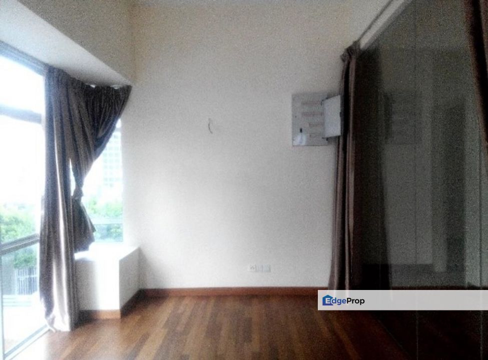 Areca Residence 3 sty Semi D House , Walking distance to mrt ,  bank ,, Selangor, Kepong
