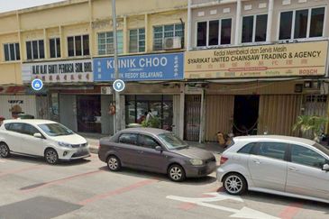 Taman Kampung Batu Facing Main Road 2 sty Shop For Sale