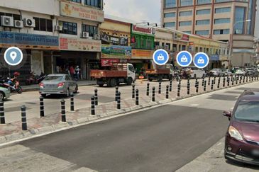 Taman Kampung Batu Facing Main Road 2 sty Shop For Sale