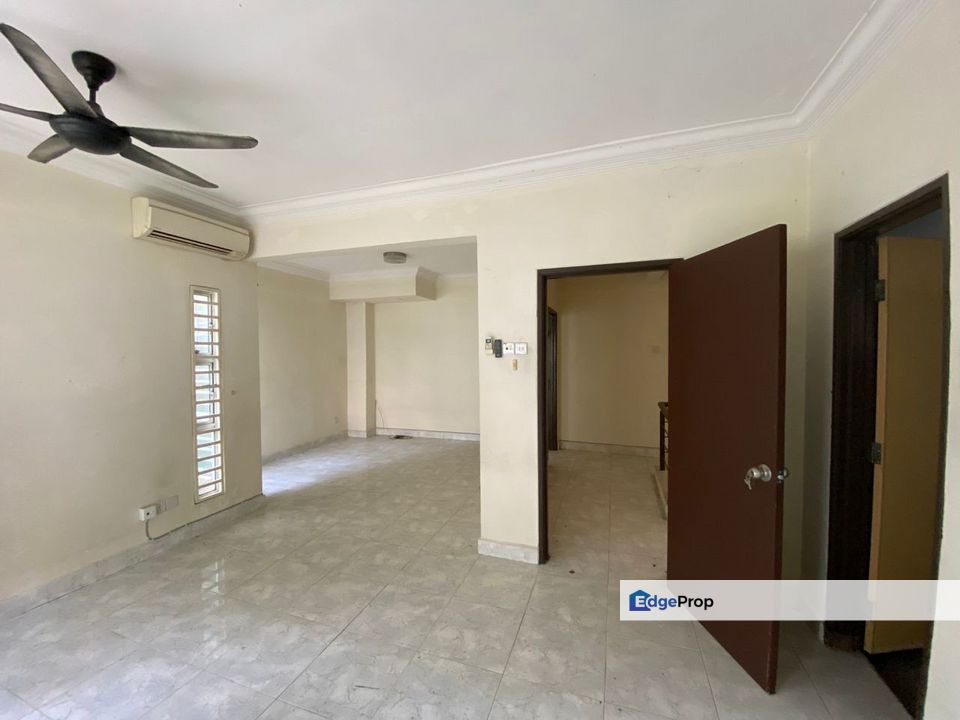 Villa Mas Townhouse For Sale , Gated and guarded, Kuala Lumpur, Jalan Ipoh