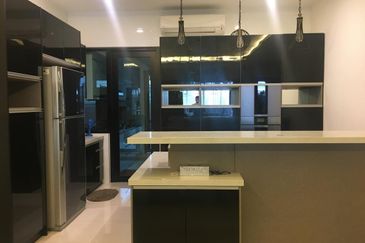 Duta Villa, Setia Alam