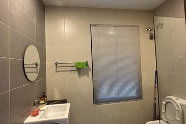 Duta Villa, Setia Alam