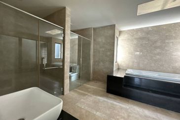 Duta Villa, Setia Alam