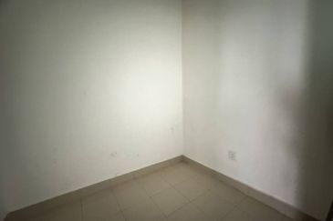 Duta Villa, Setia Alam