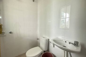 Duta Villa, Setia Alam