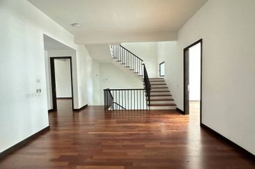 Duta Villa, Setia Alam