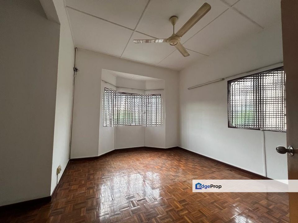 Bukit Rahman Putra Double Storey House , Fully renovated, Selangor, Sungai Buloh