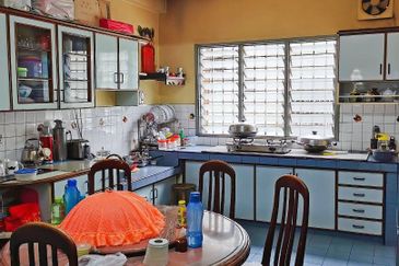 Taman Kepong (Kepong Garden)