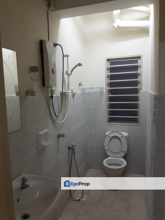 Vista Mutiara , Corner , Walking distance to Mrt, Kuala Lumpur, Kepong