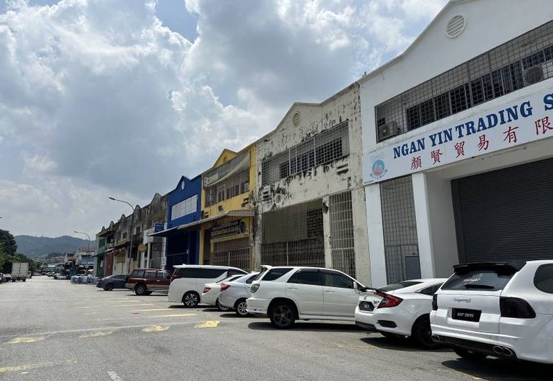 Taman Industri Bolton